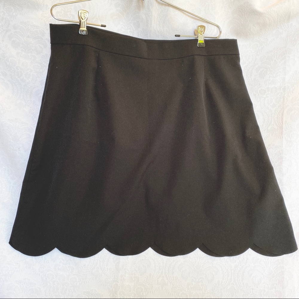 Shein Black Scallop Hem Miniskirt 2XL
